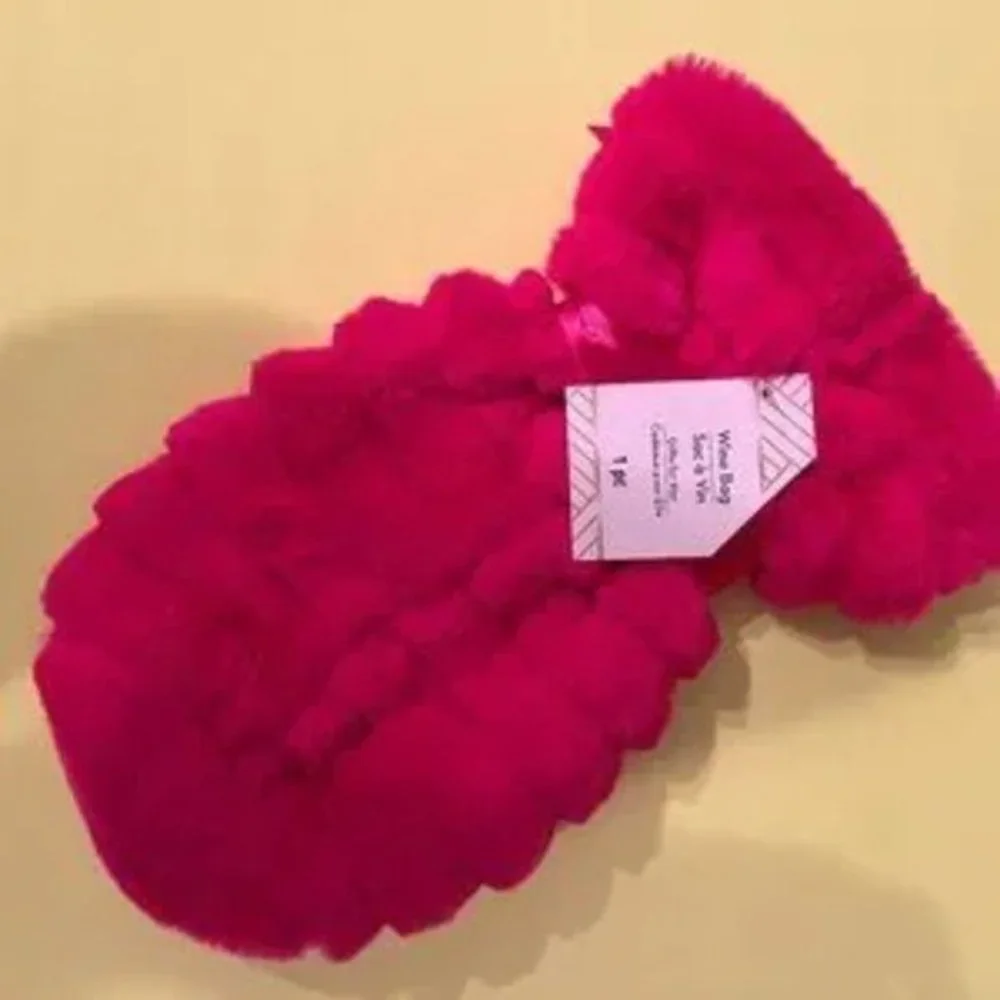 Wine Bag - Faux Fur - Super Soft -‎ Hot Pink (nwt / party supplies /x)